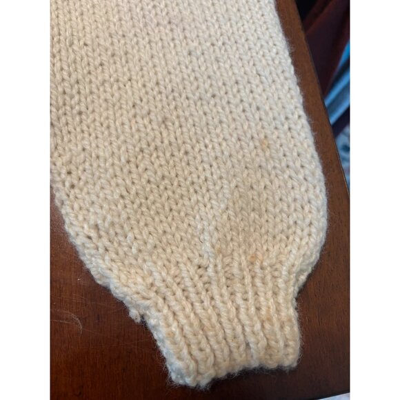 Beautiful Vintage Hand Knit Blue and White Wool Sweater - Picture 6 of 7